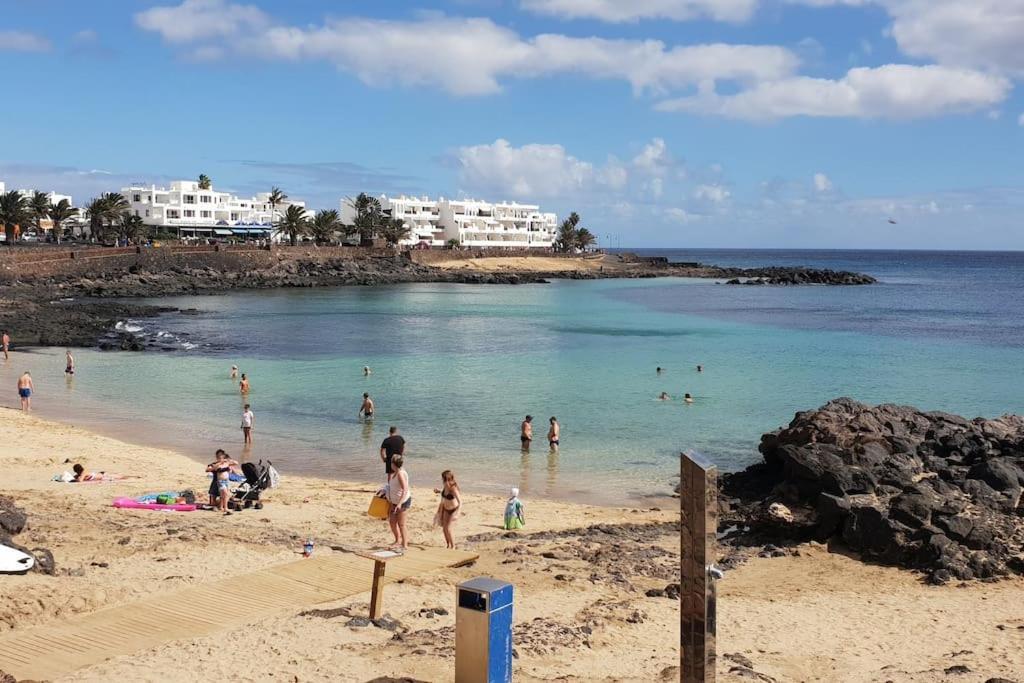 Apartamento Taisa Playa Roca Costa Teguise Exterior photo